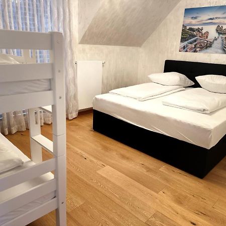 Park Hotel & Gaestehaus รูสท์ ภายนอก รูปภาพ
