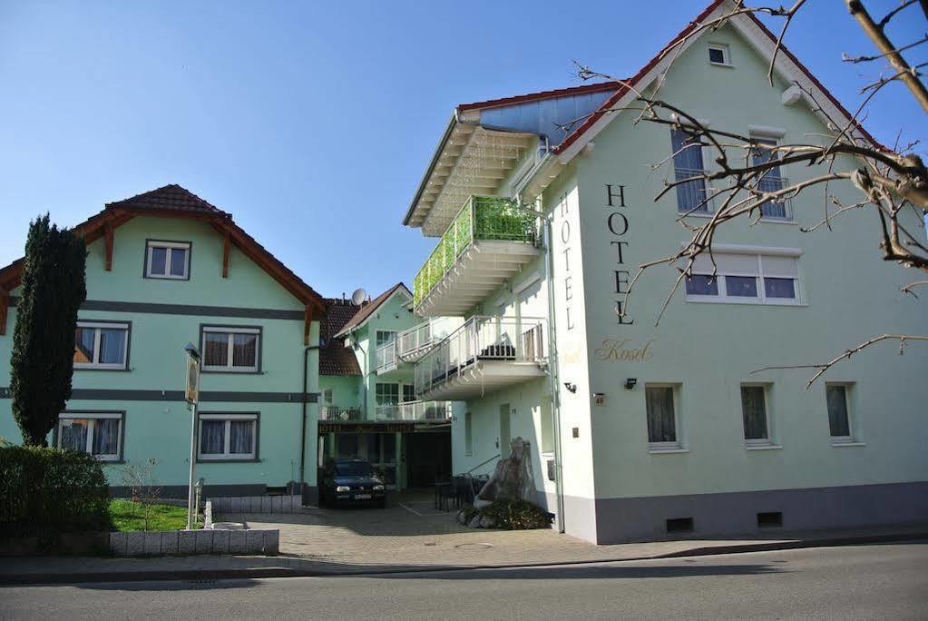 Park Hotel & Gaestehaus รูสท์ ภายนอก รูปภาพ